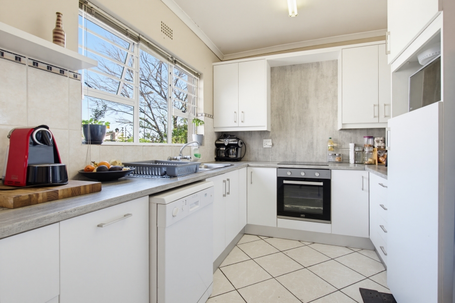 4 Bedroom Property for Sale in Vredekloof East Western Cape